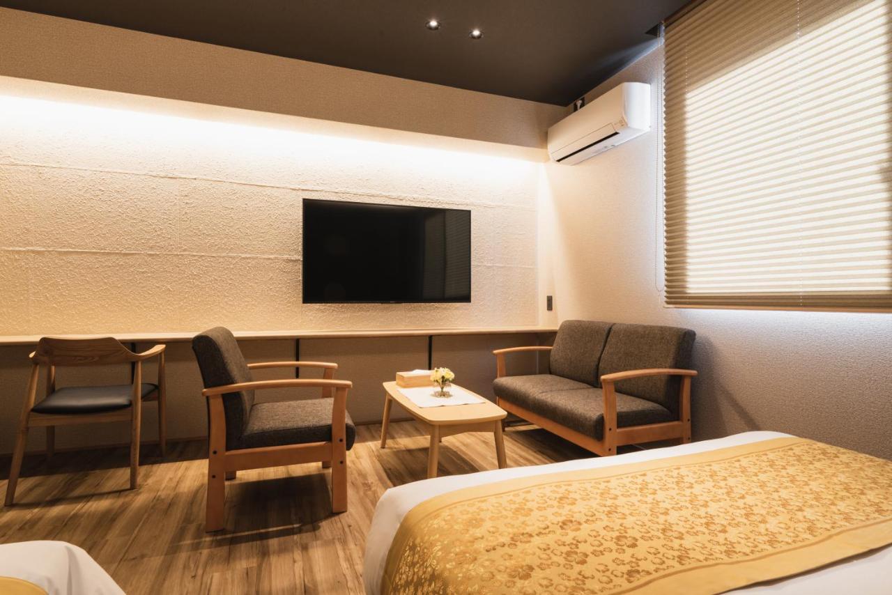 Grand Base Beppu Ekihigashi Aparthotel Ngoại thất bức ảnh